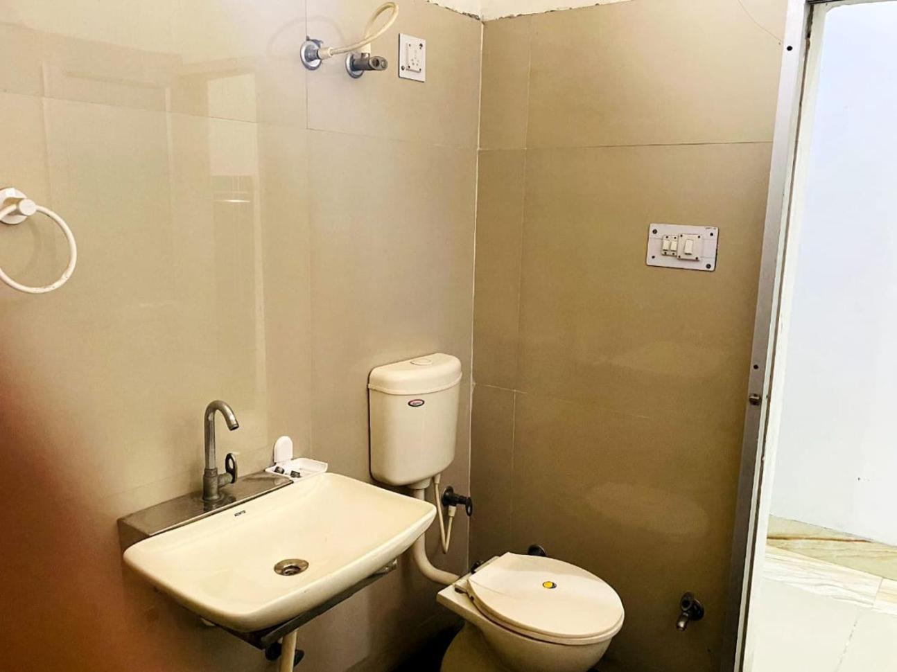 G G Multi Complex Ξενοδοχείο Meerut Εξωτερικό φωτογραφία